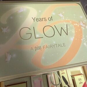 Pixi Beauty A Pixi Fairytale Years of Glow PR Set New In Box